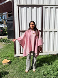 Poncho Rosado 1.50mt Diseño Mapuche Crudo y Capucha