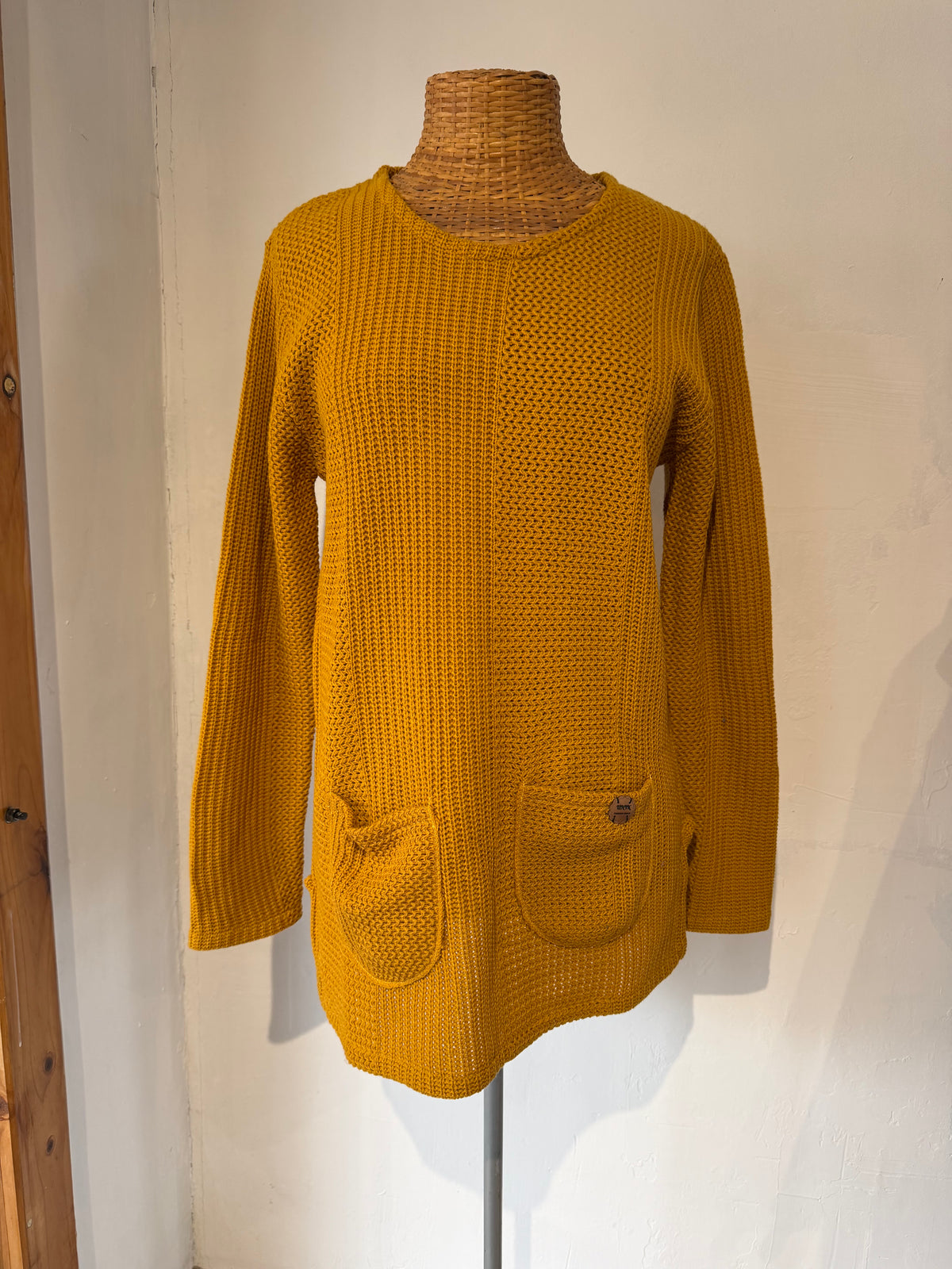 Chaleco Amarillo Tejido
