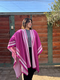 Ruana Fucsia Diseño Étnico