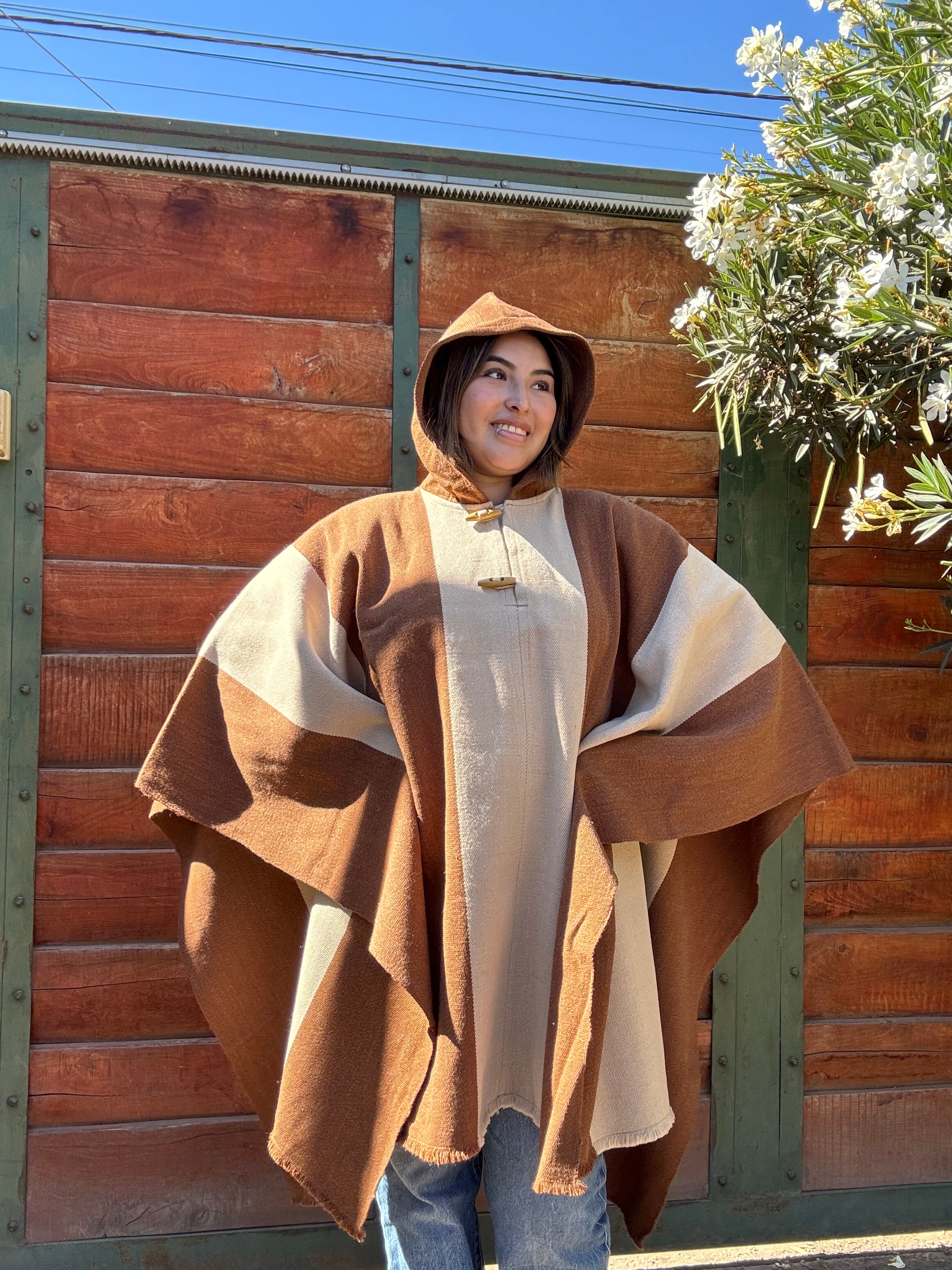 Poncho Capucha Café-Beige