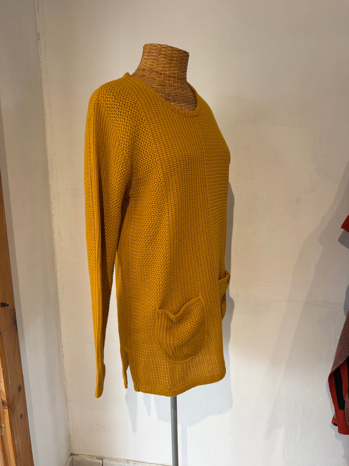 Chaleco Amarillo Tejido