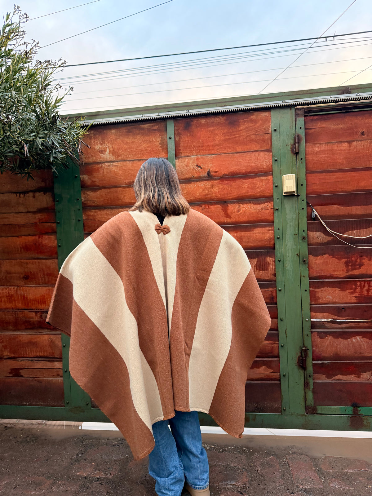Poncho Campo Campo Vicuña con Beige