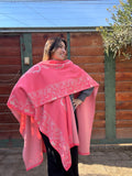 Ruana Magenta Diseño Herraduras Rosa 3 Colores