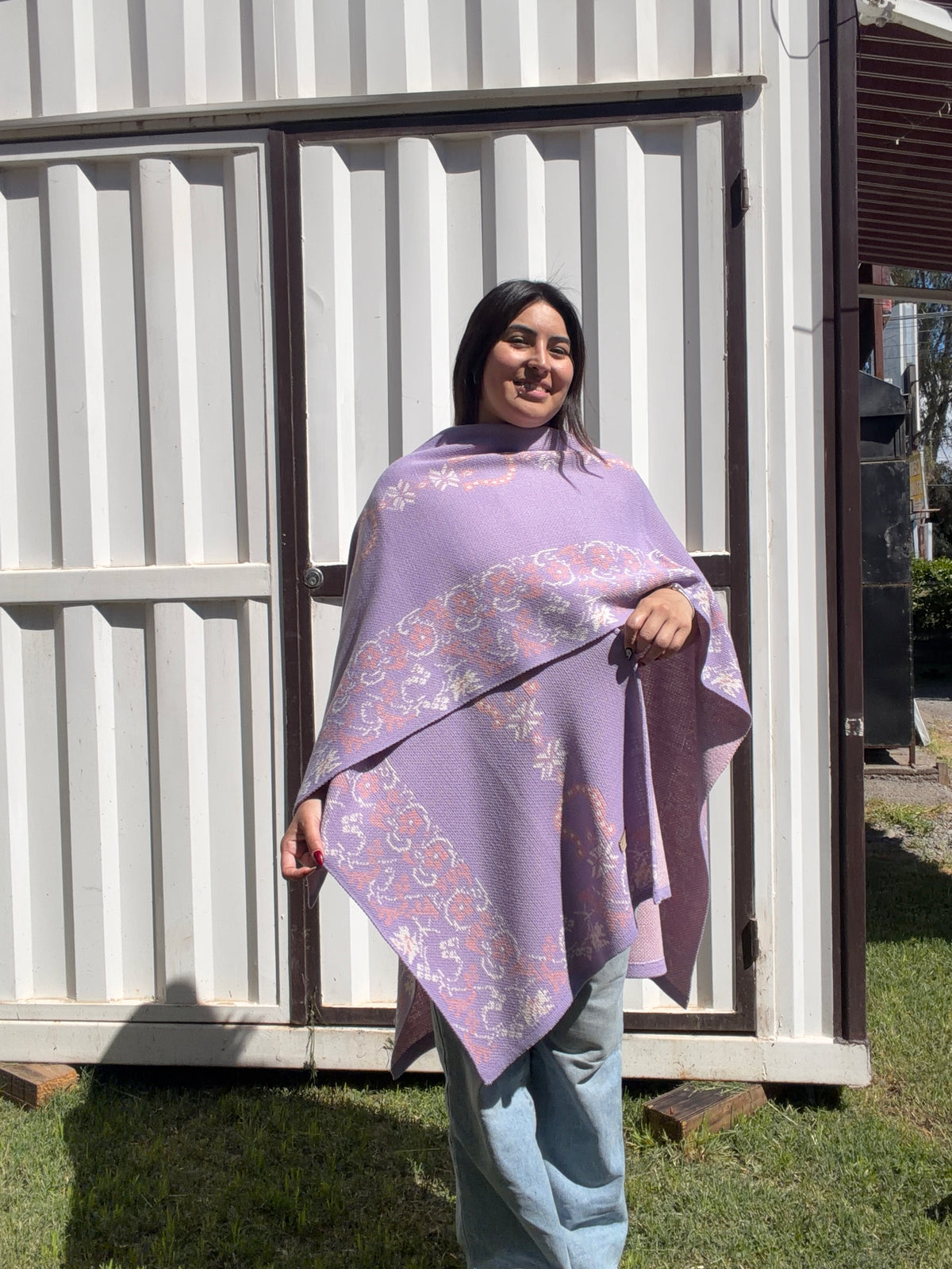 Ruana Lila Diseño Herradura Rosadas 3 Colores