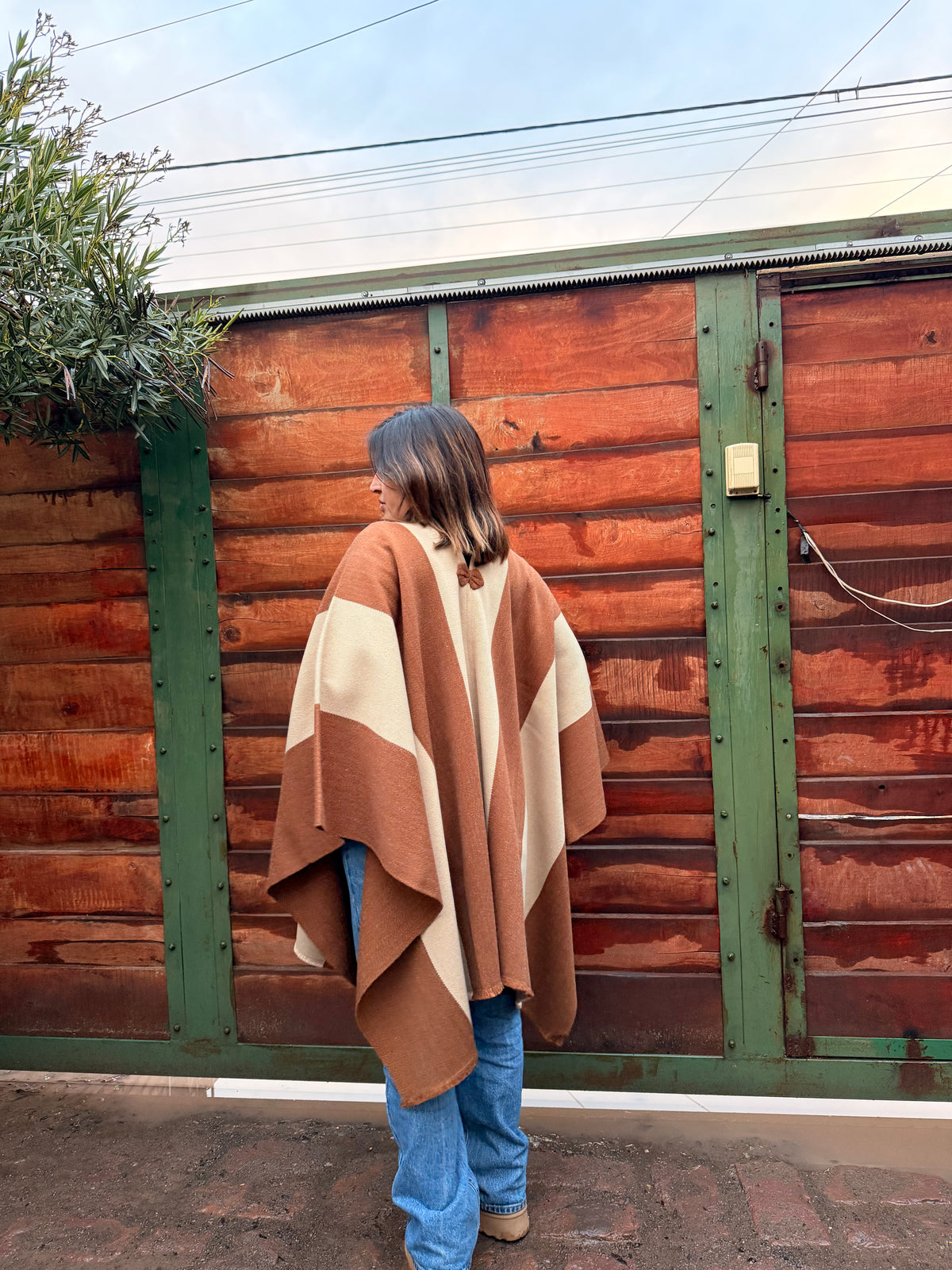 Poncho Campo Campo Vicuña con Beige