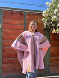 Poncho de Huaso Rosado con Tres Franjas Café