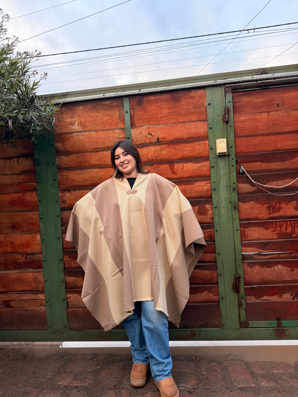 Poncho Campo Campo Visón con Beige